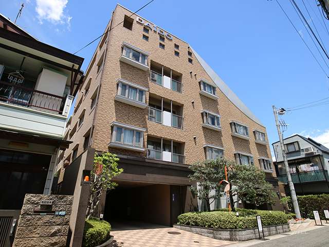 ロイヤル西宮門戸女学院通りの外観（南東側から）