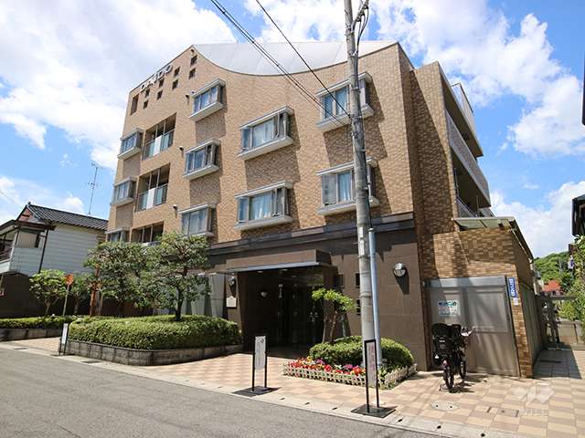 ロイヤル西宮門戸女学院通りの外観（北東側から）