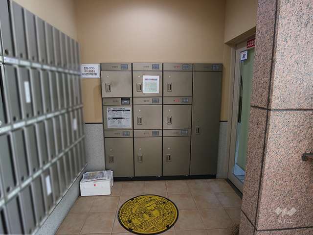 宅配ボックス