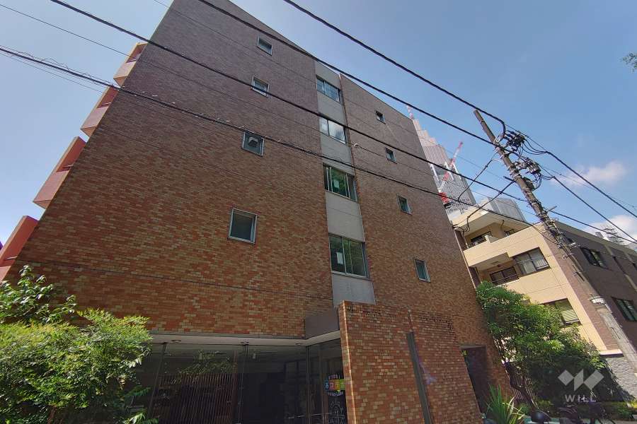 ウエストサイド新宿御苑の外観（北東側から）