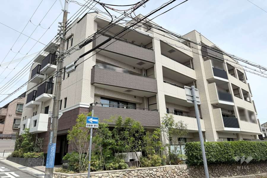 ワコーレ六甲-楠丘町の外観（南西側から）