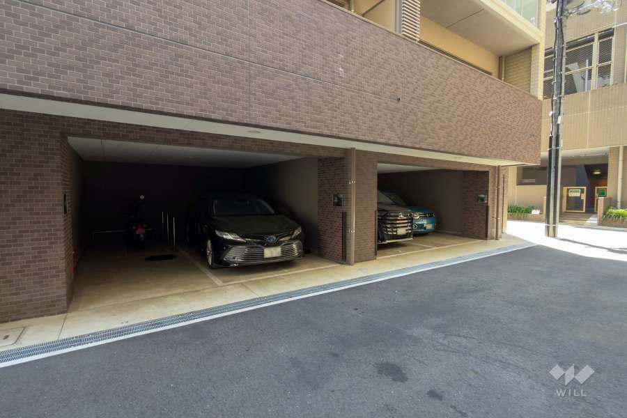 敷地内駐車場（屋内平面式）