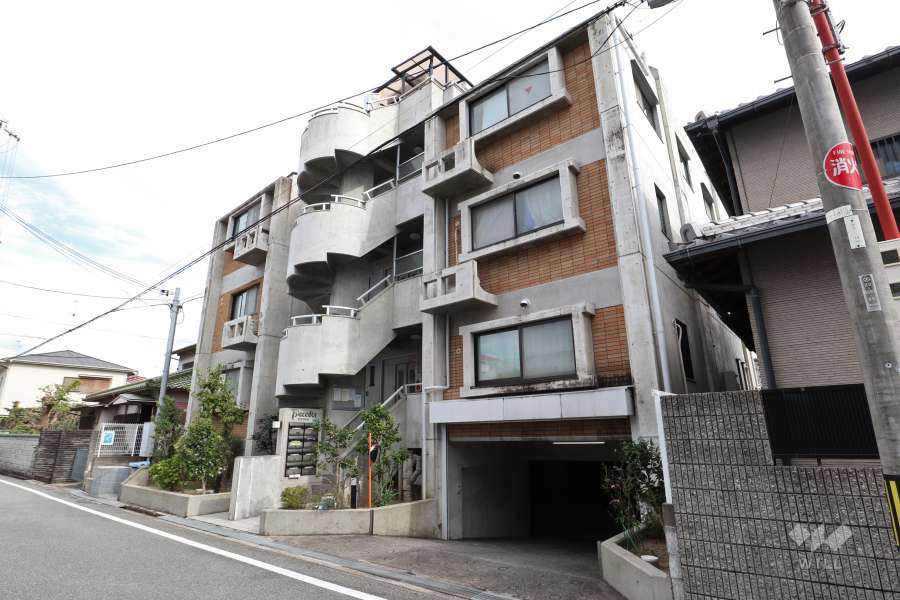 ピエスドールの外観（北西側から）