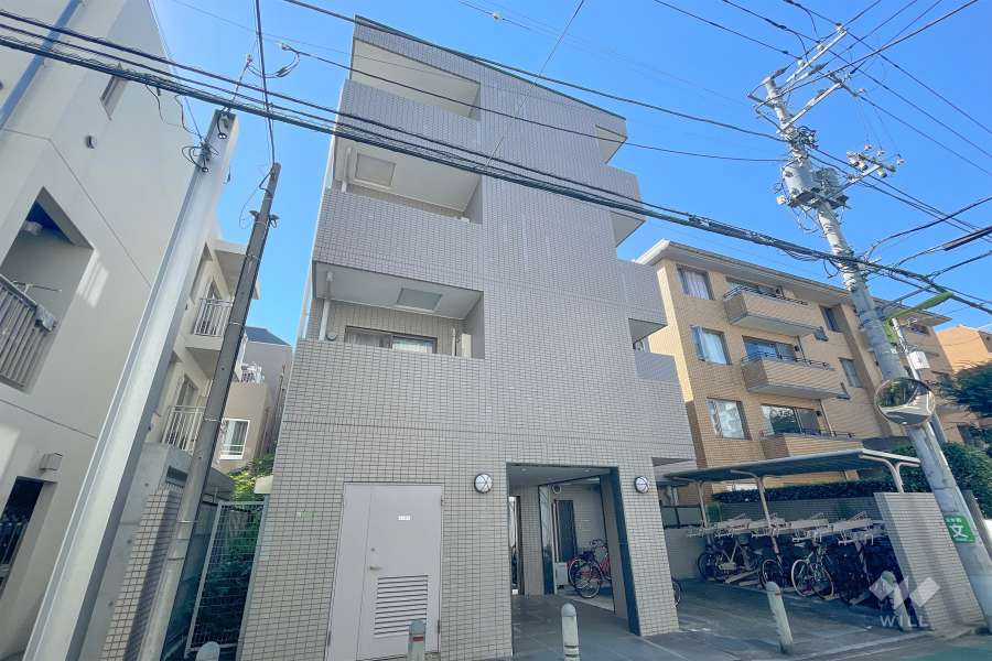 パーク・ノヴァ三軒茶屋南の外観（北東側から）　