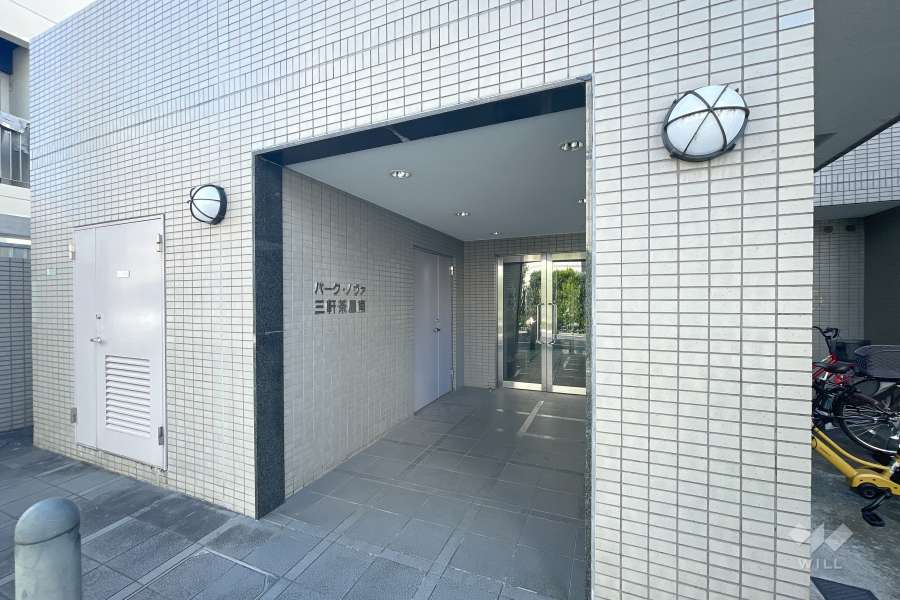 エントランスアプローチ　