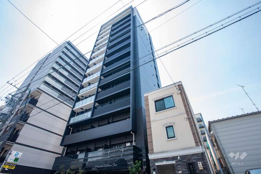 プレサンス鶴舞ファーストの外観（北西側から）