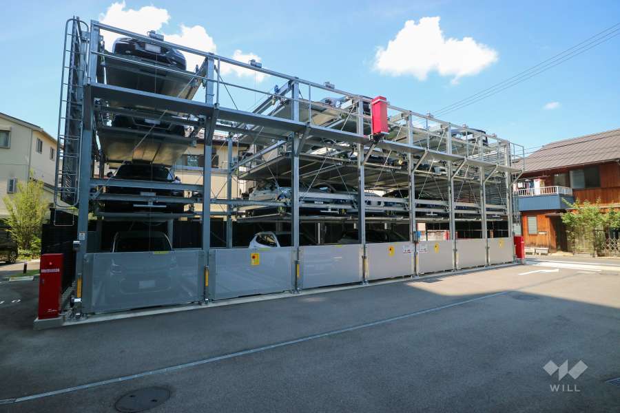 敷地内駐車場（屋外機械式）※東側