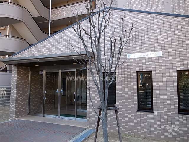 2番館のエントランス