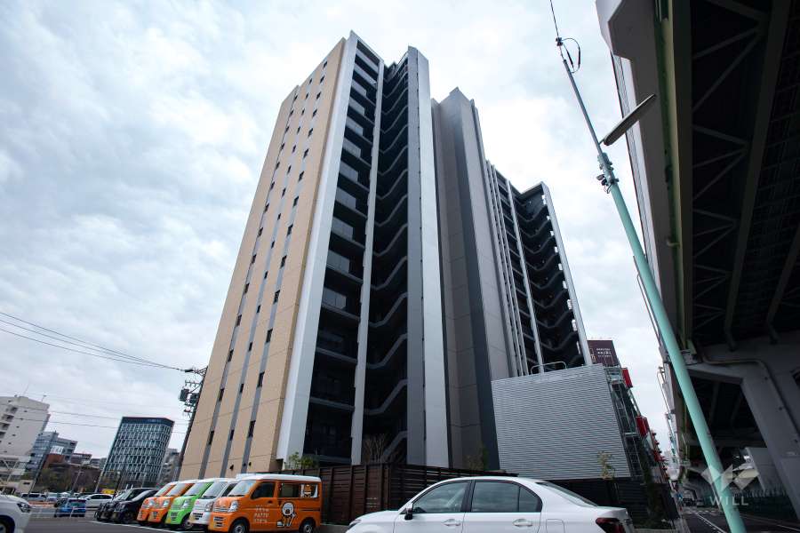 オープンレジデンシア名駅南グランアートの外観（南西側から）