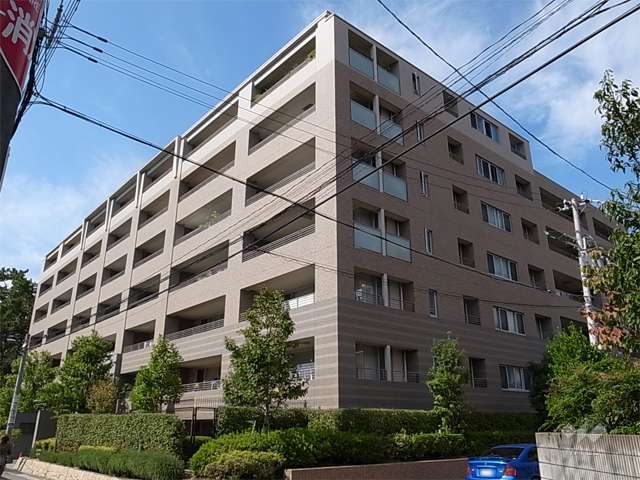 ステイツグラン甲子園口松並町の外観（南東側から）