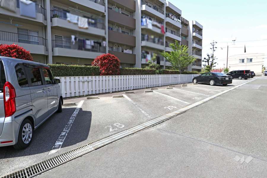 敷地内駐車場（屋外平面式）