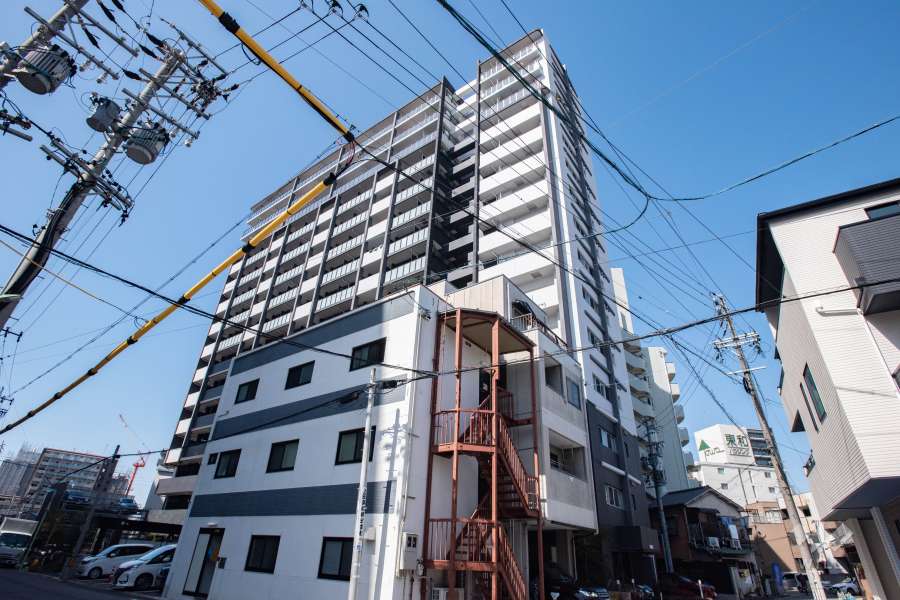 アドバンス名古屋モクシーの外観（南東側から）