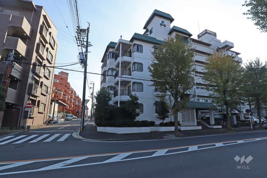 三旺マンション上社の外観（北東側から）