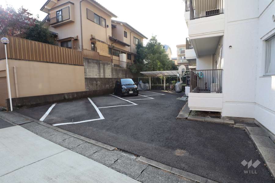 駐車場の出入り口