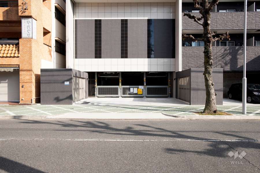 敷地内駐車場（屋内機械式）