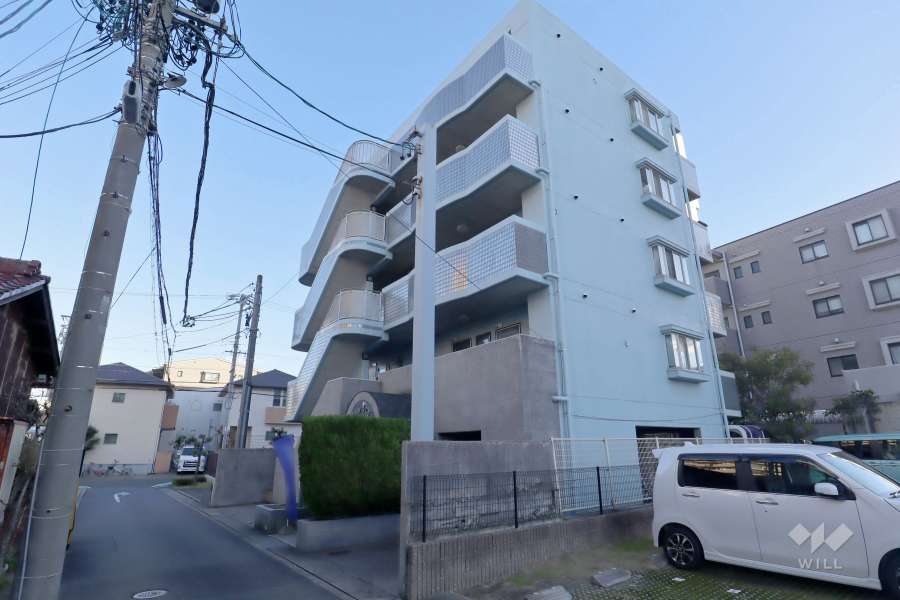 メゾン・ド・エクラの外観（北西側から）