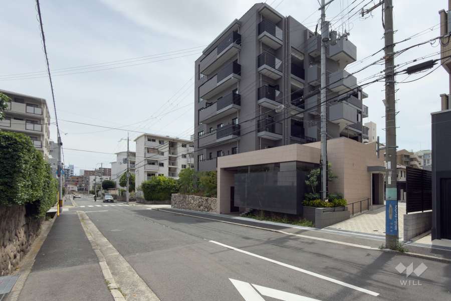 ワコーレ西岡本グランプレイスマンションの遠景