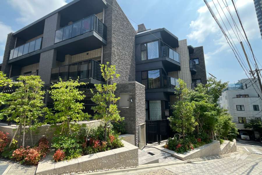 グランドメゾンThe池下向陽町の外観(北西側から)