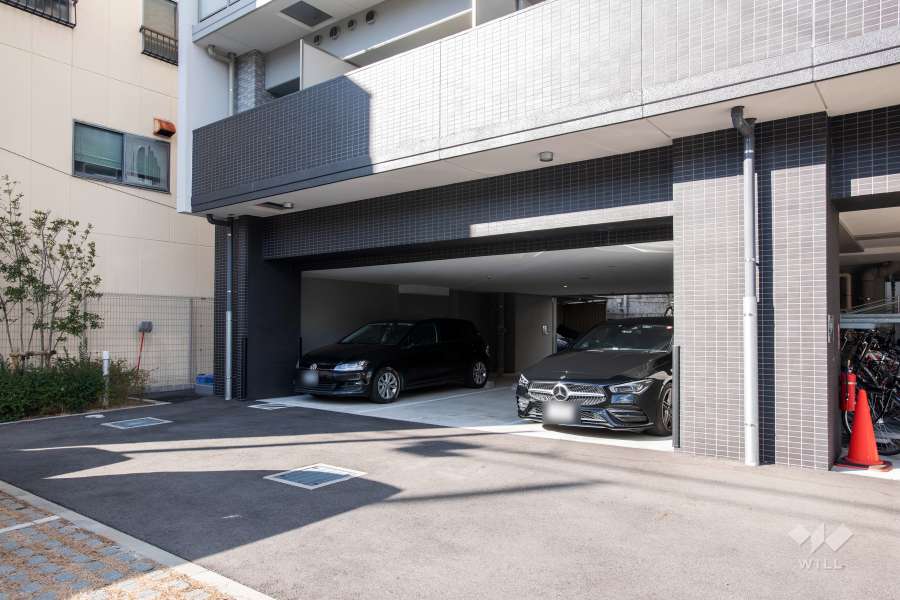 敷地内駐車場（屋内平面式）