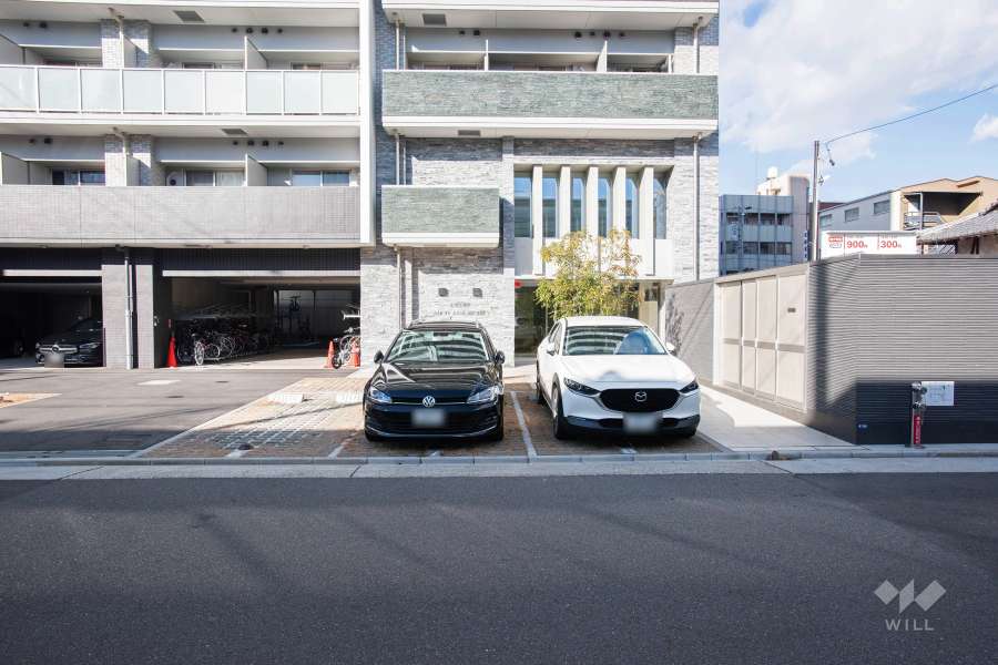 敷地内駐車場（屋外平面式）