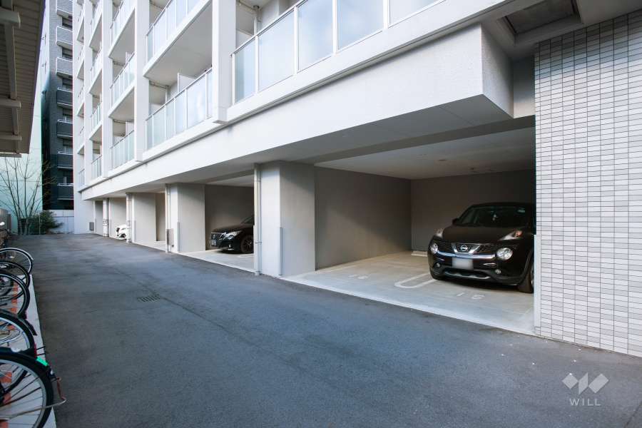 敷地内駐車場（屋内平面式）