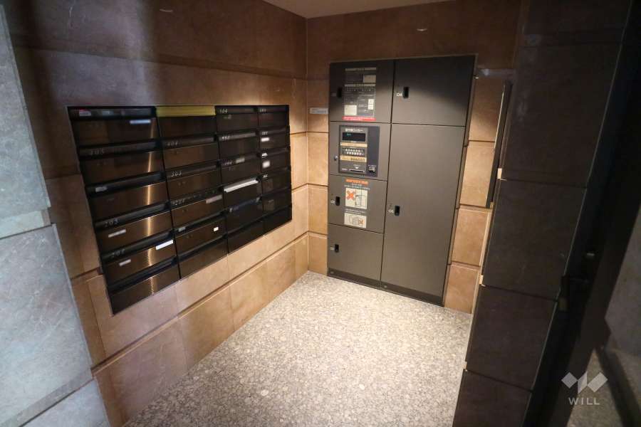 共用ポストと宅配ボックス