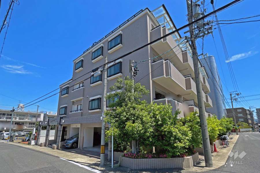 グローリアス名東宝が丘の外観(南西側から)