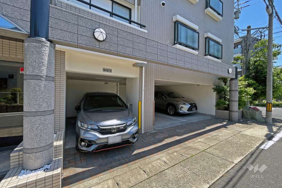 敷地内駐車場（屋内平面式）