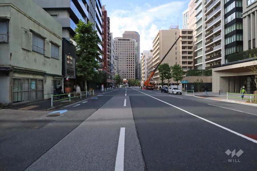 敷地南西側の前面道路
