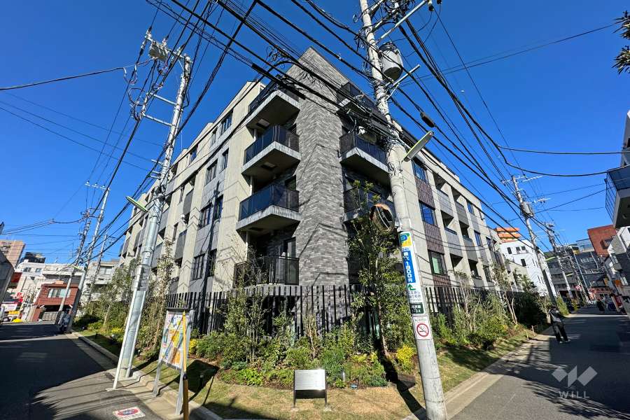 パークホームズ三軒茶屋一丁目の外観（南側から）