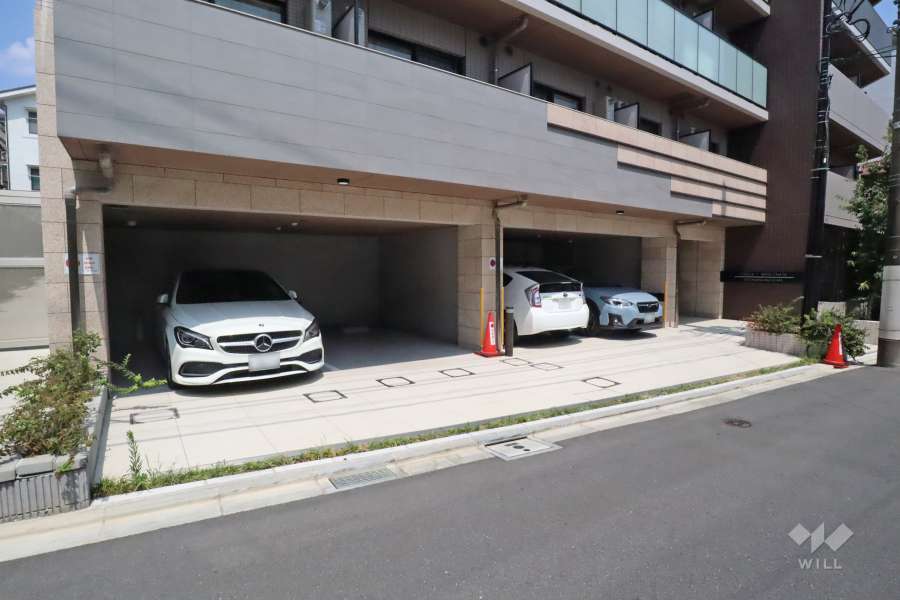 敷地内駐車場（屋内平面式）