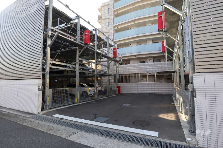 敷地内駐車場（屋外機械式）