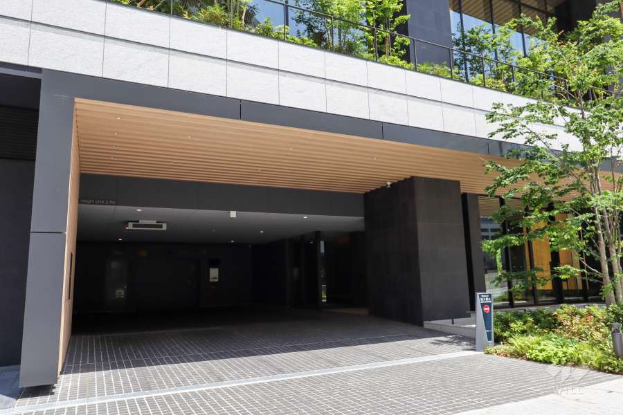 駐車場の出入口