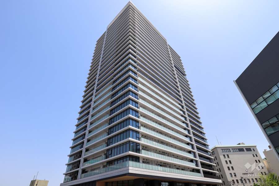 ブリリアタワー箕面船場トップ・オブ・ザ・ヒルの外観（北西側2階から）