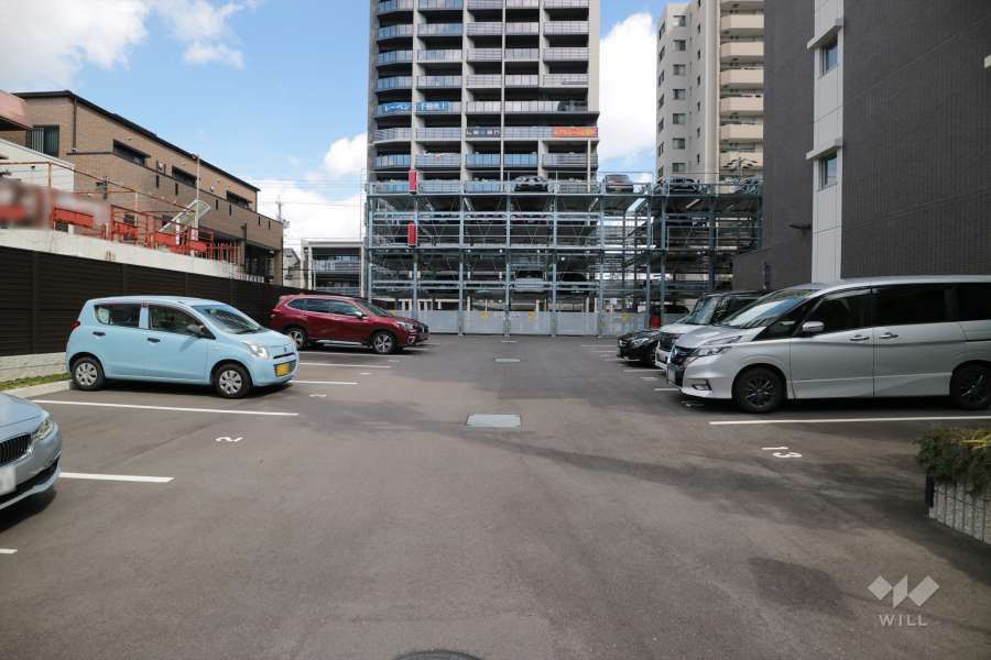敷地内駐車場（屋外平面式）