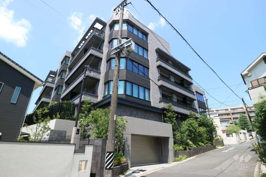 グランドメゾンThe覚王山向陽町の外観（南東側から）