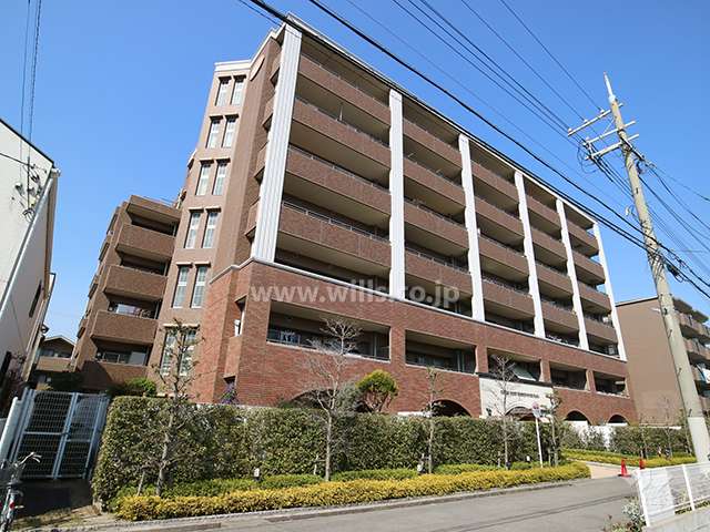 セレッソコート甲子園口ディアナの外観（南西側から）