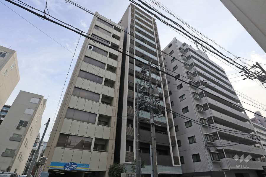 プレサンスロジェ丸の内CENTRAL-CASAの外観(北東側から)