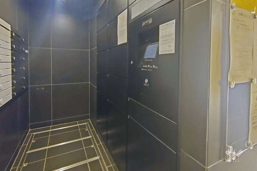 宅配ボックスと共用ポスト