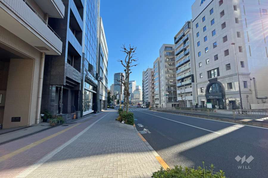 敷地南西側の前面道路　