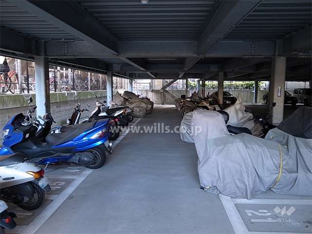 バイク置き場