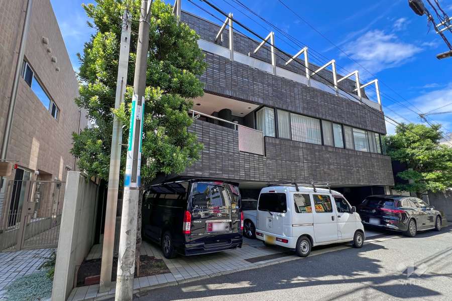 神宮前ハウスの外観（南側から）