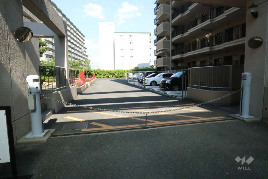 敷地内駐車場（屋外機械式）
