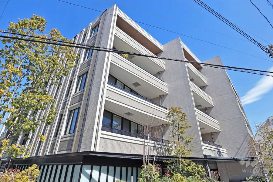 クレヴィア三軒茶屋の外観(南西側から)