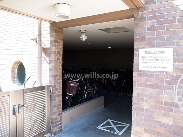 1階屋内にある駐輪場