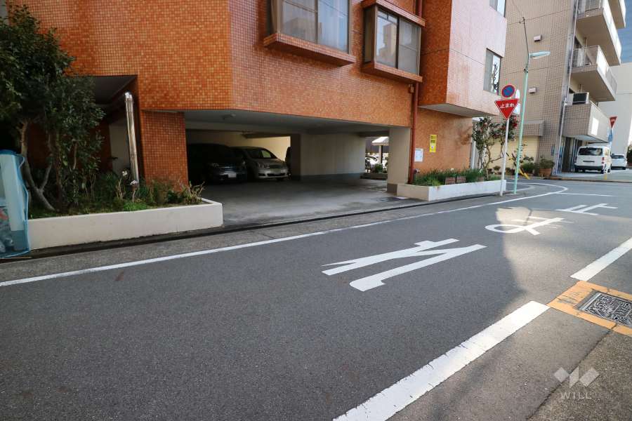 駐車場の出入口