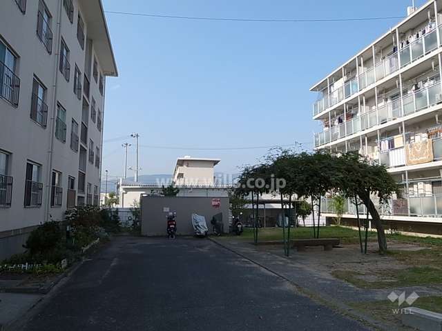敷地中央にある共用スペース