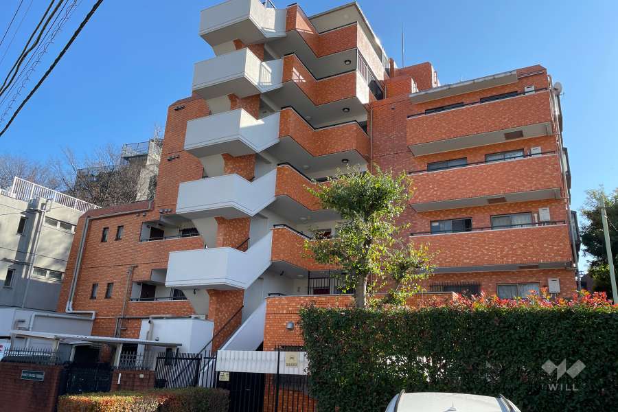 ニックハイム千歳烏山の外観（北西側から）