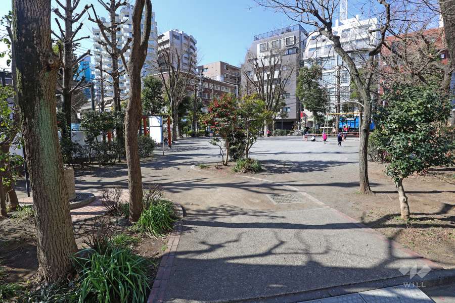 隣接する公園（パークシティ溝の口プレイロット）