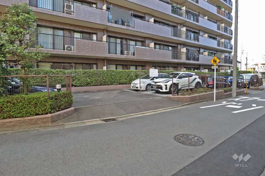敷地内駐車場（屋外平面式）